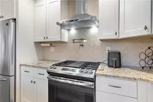 2026 Harwinor Rd SE, Smyrna, GA 30082 - Photo 10