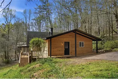 640 Edwards Parkway, Cleveland, GA 30528 - Photo 2