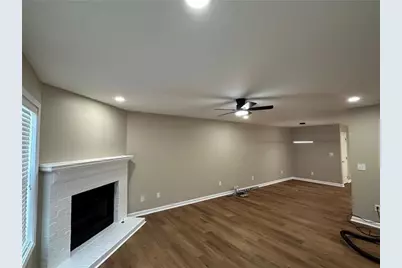 51 Davis Mill Court, Lawrenceville, GA 30044 - Photo 4