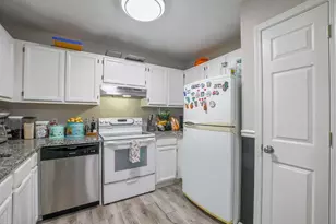 356 Meadow Trace Dr, Auburn, GA 30011 - Photo 16