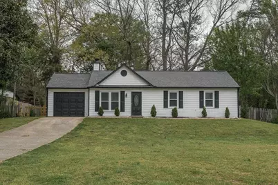 356 Meadow Trace Drive, Auburn, GA 30011 - Photo 2