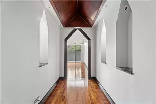 2660 Peachtree Rd NW, Atlanta, GA 30305 - Photo 2
