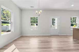 5245 Gainesville St, Flowery Branch, GA 30542 - Photo 4