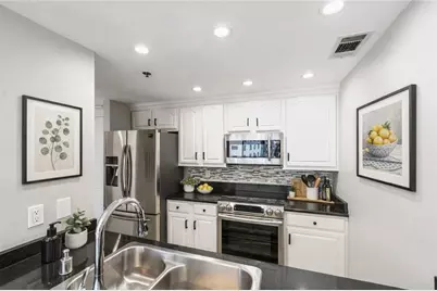 3481 Lakeside Drive #2303, Atlanta, GA 30326 - Photo 8