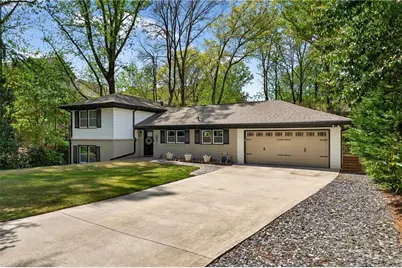 5500 Sherrell Drive, Atlanta, GA 30342 - Photo 2