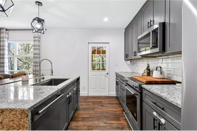 5500 Sherrell Drive, Atlanta, GA 30342 - Photo 10