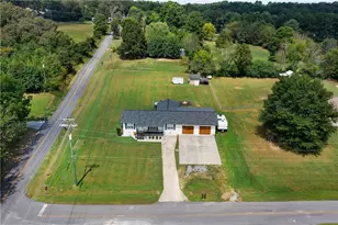 106 Valley View Cir SE, Calhoun, GA 30701 - Photo 2