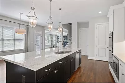 3156 Shadow Creek, Roswell, GA 30075 - Photo 12