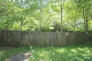 2253 Spink St NW, Atlanta, GA 30318 - Photo 6