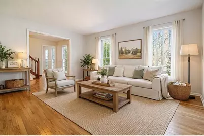 4241 Glenforest Way NE, Roswell, GA 30075 - Photo 4