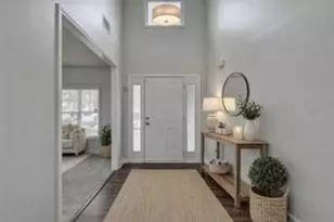 6670 Island Point Dr, Buford, GA 30518 - Photo 4