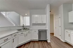 6670 Island Point Dr, Buford, GA 30518 - Photo 30