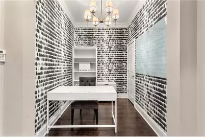 2277 Peachtree Road NE #402, Atlanta, GA 30309 - Photo 16