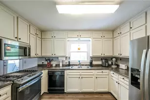 187 Jennifer Ln, Carrollton, GA 30116 - Photo 12