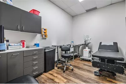 1075 Whitlock Avenue SW, Marietta, GA 30064 - Photo 10