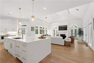 955 Tiverton Ln, Johns Creek, GA 30022 - Photo 8