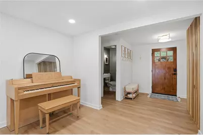 120 Hillside Lane, Roswell, GA 30076 - Photo 12