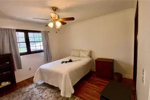 2901 Victoria Dr, Marietta, GA 30068 - Photo 14