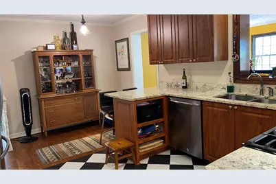 2901 Victoria Drive, Marietta, GA 30068 - Photo 4