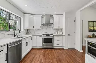 115 Ansley Ct, Roswell, GA 30076 - Photo 12