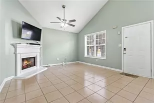 1852 Patterson Park Dr, Lawrenceville, GA 30044 - Photo 2