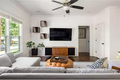 307 Ashburton Avenue SE, Atlanta, GA 30317 - Photo 10