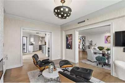 2660 Peachtree Road NW #34F, Atlanta, GA 30305 - Photo 10