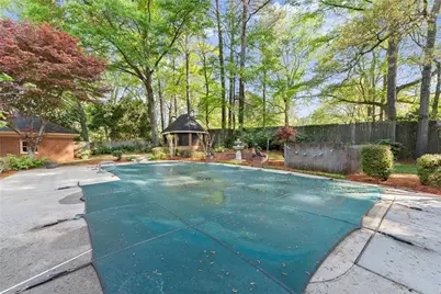 556 Daisy Nash Drive SW, Lilburn, GA 30047 - Photo 46