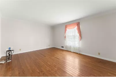 556 Daisy Nash Drive SW, Lilburn, GA 30047 - Photo 16