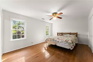 556 Daisy Nash Dr SW, Lilburn, GA 30047 - Photo 20