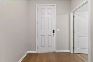 4239 Hickory Pne Aly, Doraville, GA 30360 - Photo 2