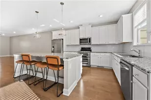 4239 Hickory Pne Aly, Doraville, GA 30360 - Photo 12