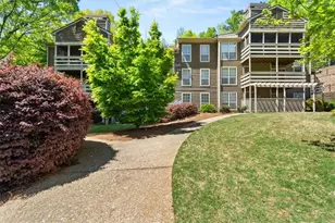 808 Riverview Dr SE, Marietta, GA 30067 - Photo 1