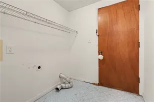 7019 Lake View Ln, Peachtree Corners, GA 30360 - Photo 22