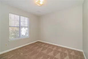 4899 Hairston Pl, Stone Mountain, GA 30088 - Photo 16