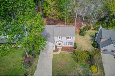 6530 Maid Marion Close, Alpharetta, GA 30005 - Photo 2