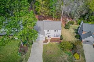 6530 Maid Marion Close, Alpharetta, GA 30005 - Photo 2