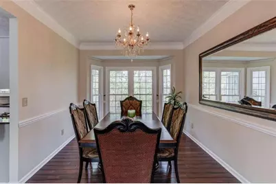 6530 Maid Marion Close, Alpharetta, GA 30005 - Photo 8