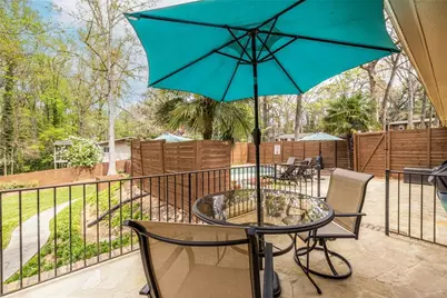 3360 Embry Hills Drive, Atlanta, GA 30341 - Photo 18