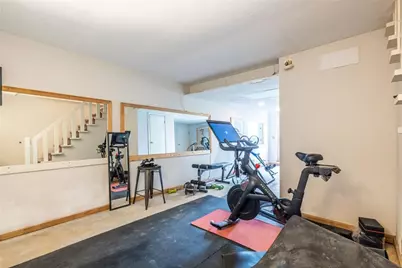 3360 Embry Hills Drive, Atlanta, GA 30341 - Photo 20