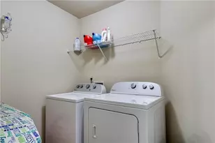 13374 Canary Ln, Alpharetta, GA 30004 - Photo 16