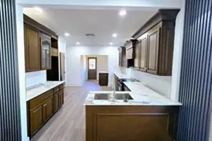 1022 Mayson Turner Rd NW, Atlanta, GA 30314 - Photo 6