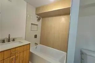 1022 Mayson Turner Rd NW, Atlanta, GA 30314 - Photo 16