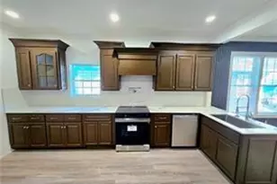 1022 Mayson Turner Rd NW, Atlanta, GA 30314 - Photo 8