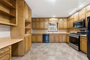 185 Redwood Cir, Fayetteville, GA 30214 - Photo 6