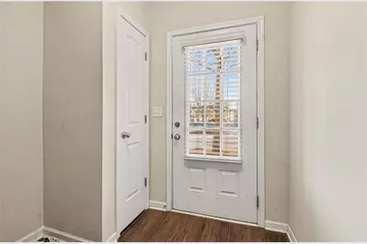 5924 Cassie Drive, Lithonia, GA 30038 - Photo 4