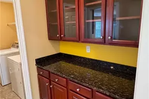 927 Park Hollow Way, Lawrenceville, GA 30043 - Photo 8