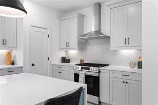 3311 Stillwood Dr, Hapeville, GA 30354 - Photo 4