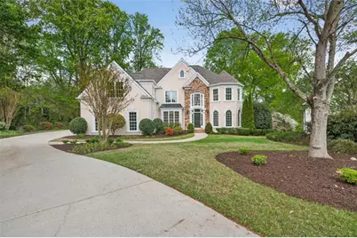 6130 Banbury Court, Suwanee, GA 30024 - Photo 2