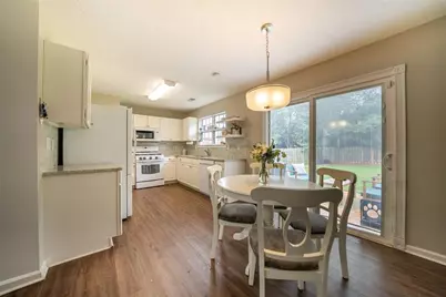 11070 Crabapple Lake Drive, Roswell, GA 30076 - Photo 8